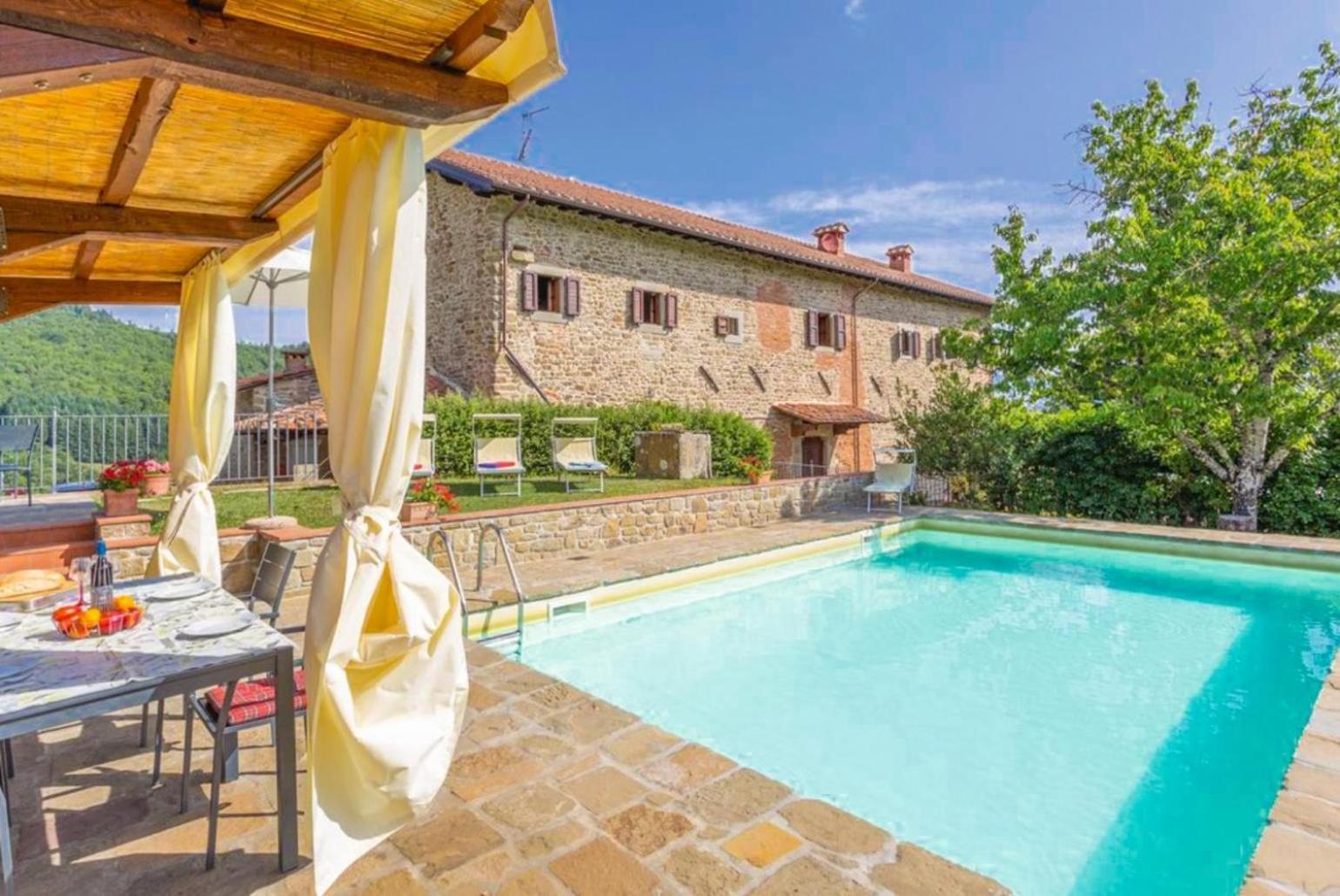 Villa Il Castello Ortignano Raggiolo Екстериор снимка